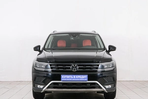 Внедорожник Volkswagen Tiguan 2019 года, 3099000 рублей, Красноярск