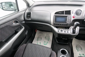 Минивэн Honda Stream 2011 года, 1269000 рублей, Красноярск