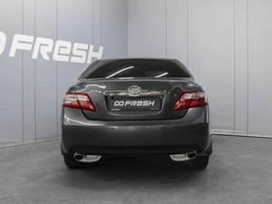 Седан Toyota Camry 2010 года, 990000 рублей, Омск