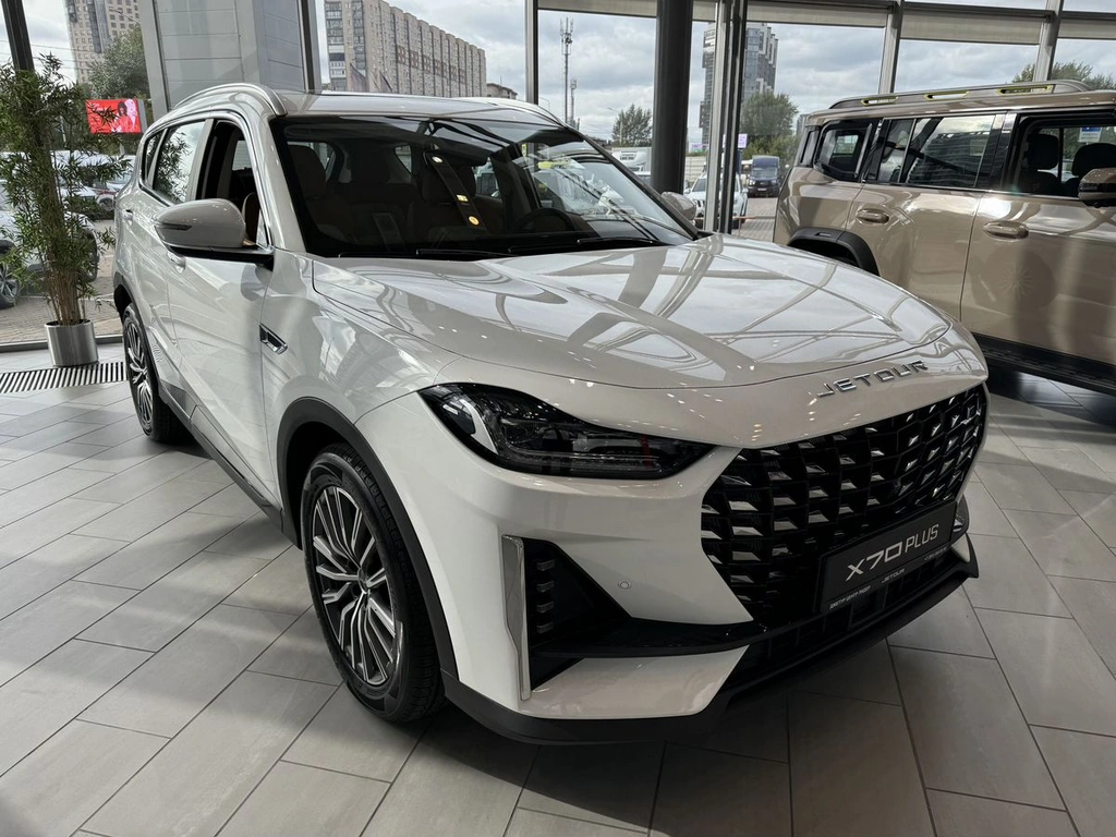 Внедорожник Jetour X70 Plus 2026 года, 3399000 рублей, Красноярск