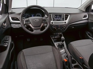 Седан Hyundai Solaris 2019 года, 950000 рублей, Краснодар