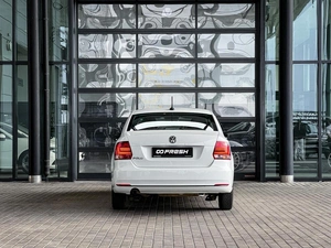 Седан Volkswagen Polo 2018 года, 1550000 рублей, Уфа