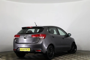 Хетчбэк Kia Rio 2016 года, 909000 рублей, Пермь
