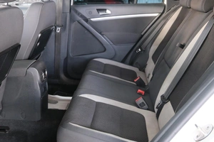 Внедорожник Volkswagen Tiguan 2013 года, 899000 рублей, Омск