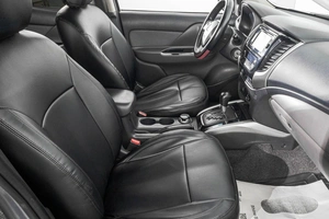 Пикап Mitsubishi L200 2016 года, 1999000 рублей, Барнаул