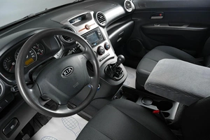 Минивэн Kia Carens 2009 года, 729000 рублей, Тюмень