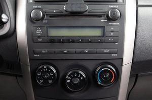 Седан Toyota Corolla 2008 года, 639000 рублей, Оренбург
