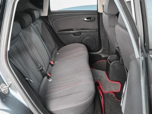 Хетчбэк SEAT Leon 2012 года, 759000 рублей, Аксай