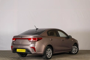 Седан Kia Rio 2019 года, 1479000 рублей, Тюмень