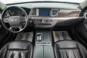 Седан Hyundai Genesis 2017 года, 1749000 рублей, Барнаул