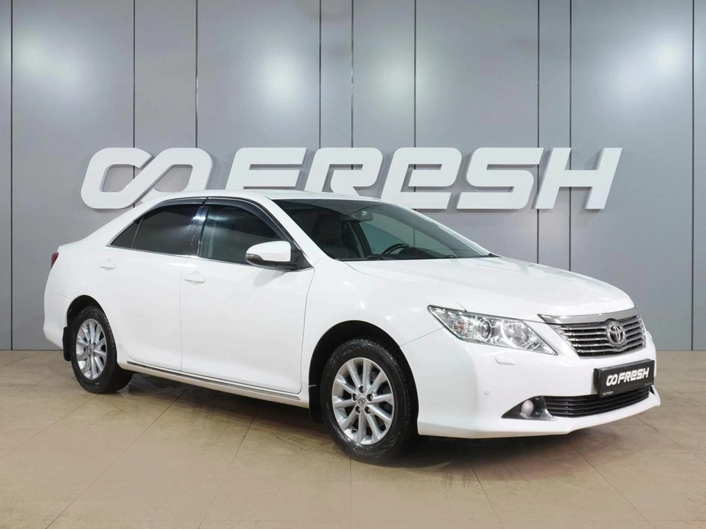 Седан Toyota Camry 2014 года, 1339000 рублей, Воронеж