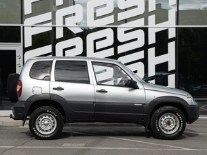 Внедорожник Chevrolet Niva 2014 года, 550000 рублей, Волгоград