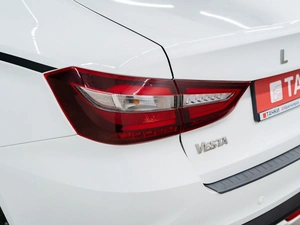 Седан ВАЗ (LADA) Vesta 2024 года, 1500000 рублей, Красноярск