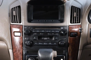 Внедорожник Toyota Harrier 1999 года, 979000 рублей, Новосибирск