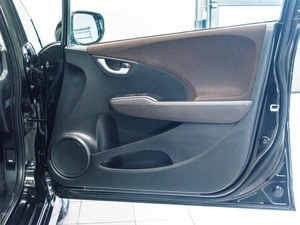 Универсал Honda Fit Shuttle 2011 года, 850000 рублей, Красноярск