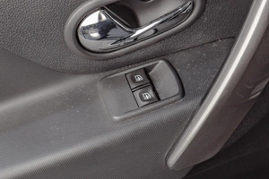 Седан Renault Logan 2016 года, 729000 рублей, Челябинск