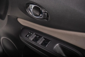 Хетчбэк Nissan Note 2019 года, 1049000 рублей, Томск