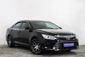 Седан Toyota Camry 2018 года, 2699000 рублей, Сургут