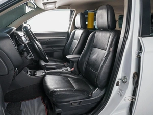 Внедорожник Mitsubishi Outlander 2012 года, 1599000 рублей, Сургут