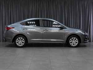 Седан Hyundai Solaris 2017 года, 1128000 рублей, Тюмень