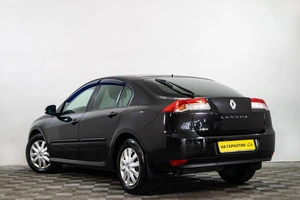 Лифтбек Renault Laguna 2008 года, 1049000 рублей, Сургут