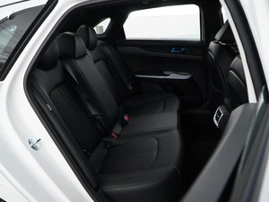 Седан Kia K5 2026 года, 4699077 рублей, Москва