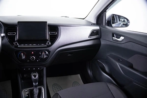 Седан Hyundai Solaris 2021 года, 1589000 рублей, Пермь
