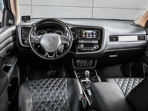 Внедорожник Mitsubishi Outlander 2018 года, 2329000 рублей, Кирилловка