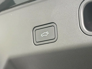 Внедорожник Geely Atlas 2024 года, 2935500 рублей, Красноярск