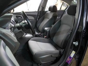 Седан Chevrolet Cruze 2010 года, 739000 рублей, Воронеж