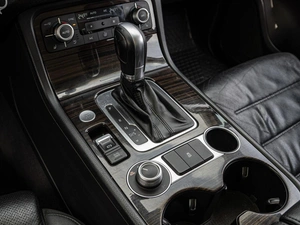 Внедорожник Volkswagen Touareg 2015 года, 2575000 рублей, Краснодар