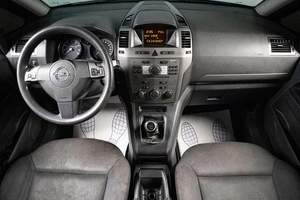 Минивэн Opel Zafira 2007 года, 489000 рублей, Сургут