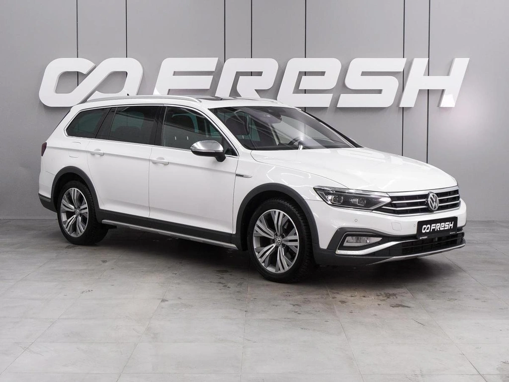 Универсал Volkswagen Passat 2020 года, 3234000 рублей, Воронеж