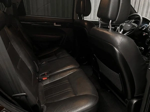 Внедорожник Kia Sorento 2015 года, 1700000 рублей, Красноярск