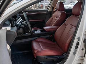 Седан Kia K5 2023 года, 3000000 рублей, Краснодар