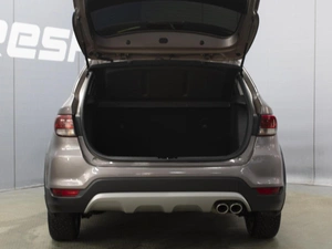 Хетчбэк Kia Rio X-Line 2018 года, 1250000 рублей, Омск