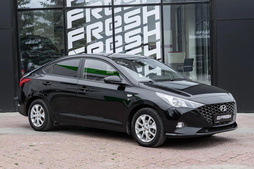 Седан Hyundai Solaris 2021 года, 1819000 рублей, Ульяновск