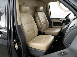 Минивэн Volkswagen Multivan 2011 года, 2649999 рублей, Москва