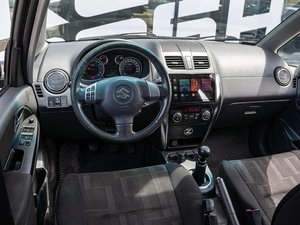Седан Suzuki SX4 2010 года, 650000 рублей, Краснодар