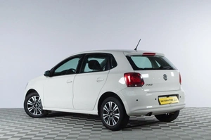 Хетчбэк Volkswagen Polo 2012 года, 899000 рублей, Челябинск