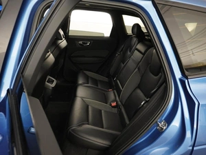 Внедорожник Volvo XC60 2020 года, 3298196 рублей, Москва