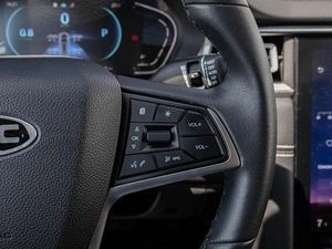 Лифтбек JAC J7 2023 года, 1550000 рублей, Краснодар