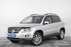 Внедорожник Volkswagen Tiguan 2010 года, 1099000 рублей, Кемерово