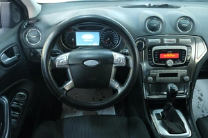 Седан Ford Mondeo 2009 года, 649000 рублей, Омск