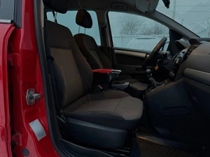 Минивэн Opel Zafira 2010 года, 879000 рублей, Ижевск