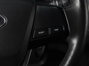 Внедорожник Hyundai Creta 2020 года, 1899000 рублей, Омск