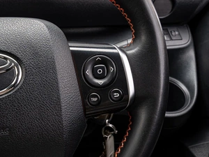 Минивэн Toyota Sienta 2019 года, 1450000 рублей, Краснодар