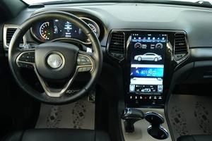 Внедорожник Jeep Grand Cherokee 2013 года, 2599000 рублей, Омск