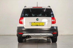 Внедорожник Skoda Yeti 2012 года, 909000 рублей, Челябинск
