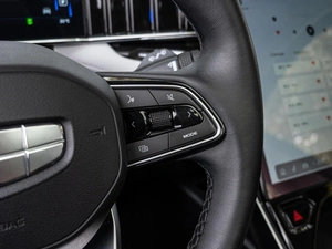 Внедорожник Geely Atlas 2024 года, 2640000 рублей, Краснодар